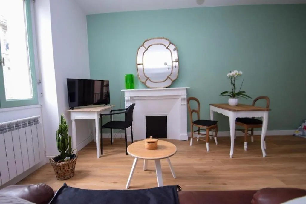Appartement Entre Plage De L'Ecluse Et Place Du Marche Dinard Apartmán