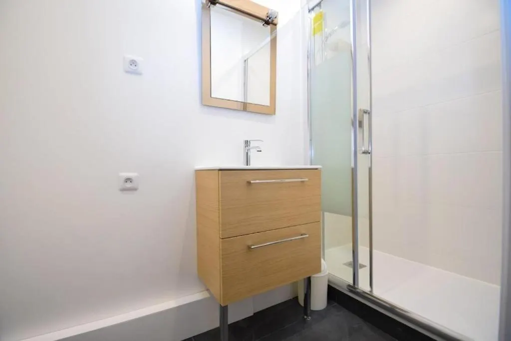 Appartement Entre Plage De L'Ecluse Et Place Du Marche Dinard Apartmán